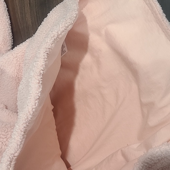 🌸Girls Nike Therma-Fit Sweater with Hood, size Small, 6/7🌸 - Picture 6 of 7